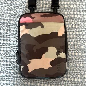 Lululemon Multi-colored camo wallet/purse - lightly used in great condition